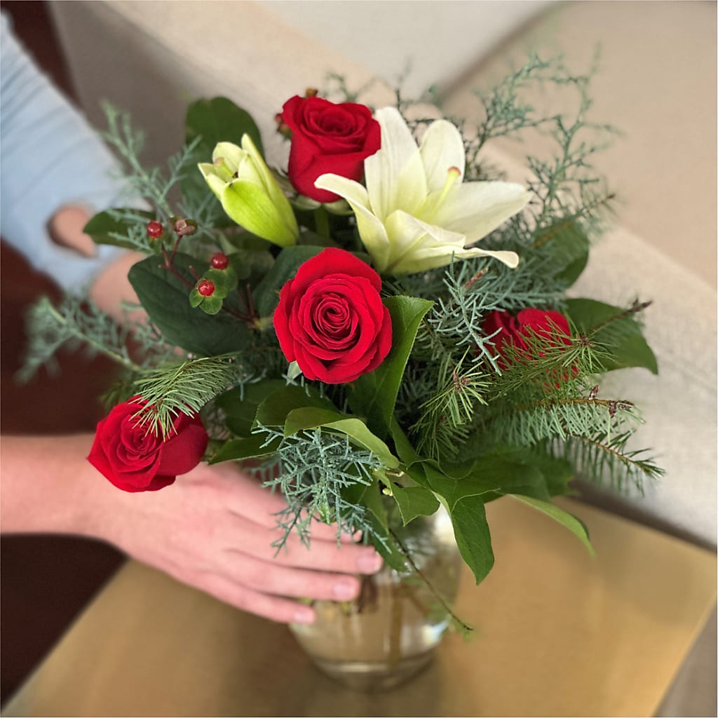 Glittering Lights Bouquet – Kiss Floral Llc, Conshohocken PA