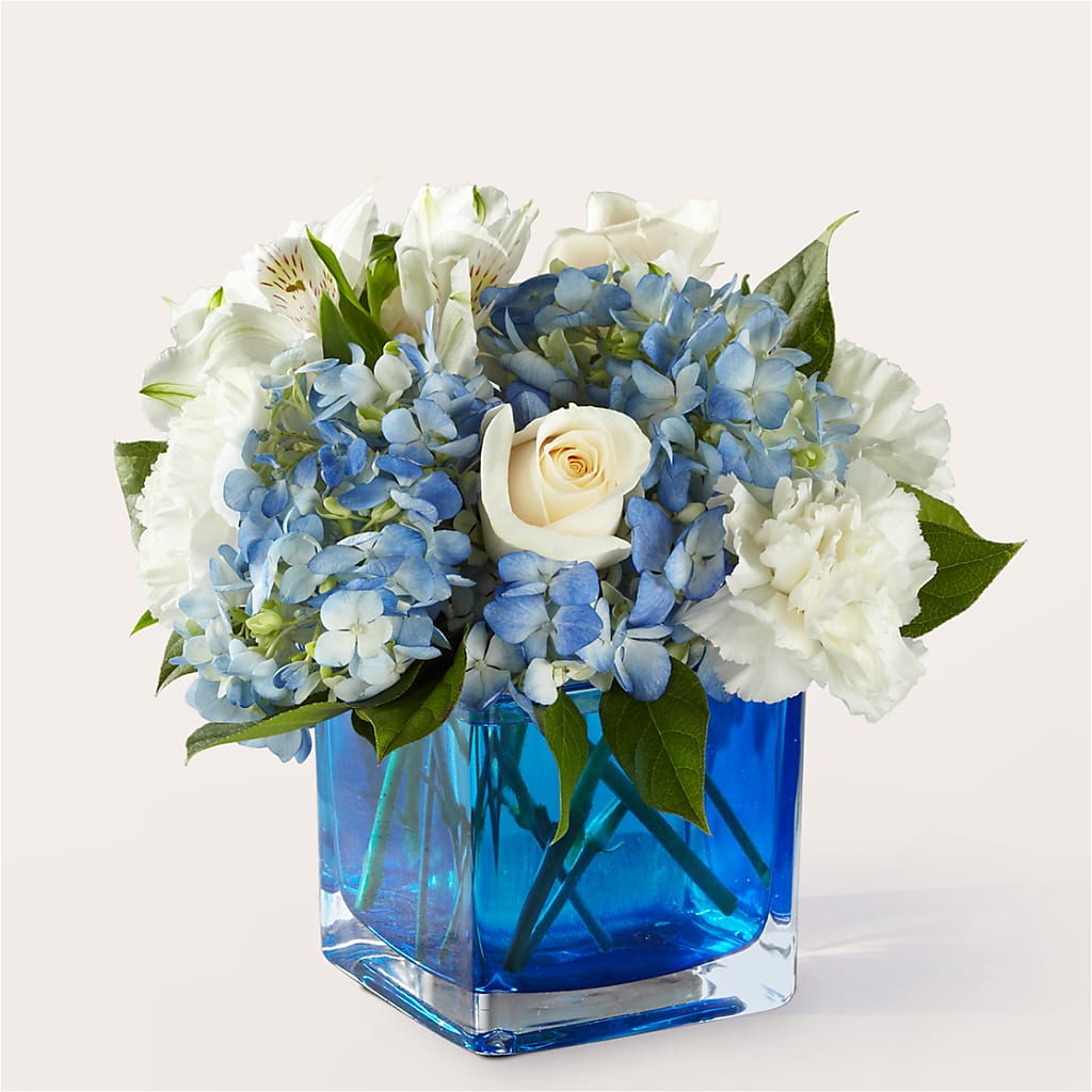 Soothing Waters Bouquet – Kiss Floral Llc, Conshohocken PA