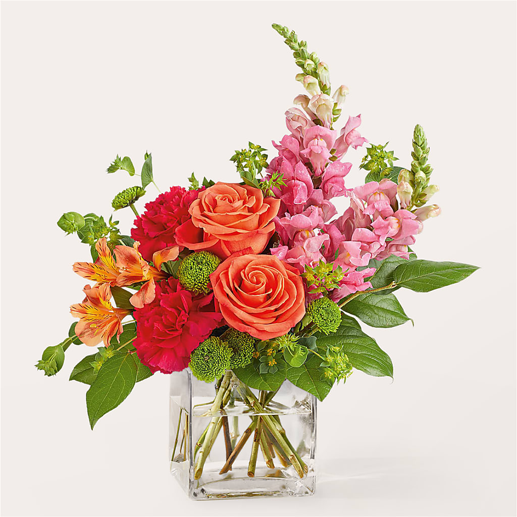 Cosmopolitan Bouquet – Kiss Floral Llc, Conshohocken PA