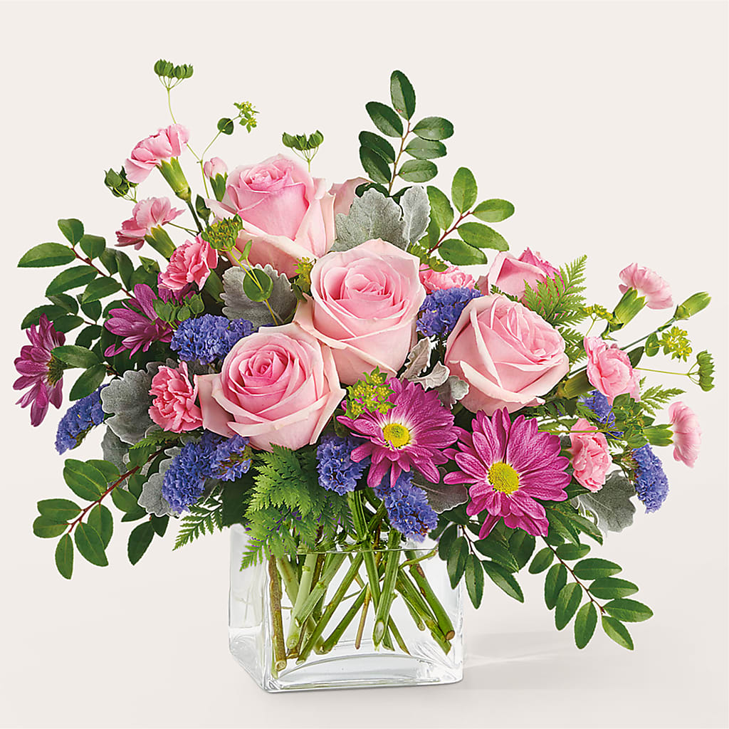 Starlet Bouquet – Kiss Floral Llc, Conshohocken PA