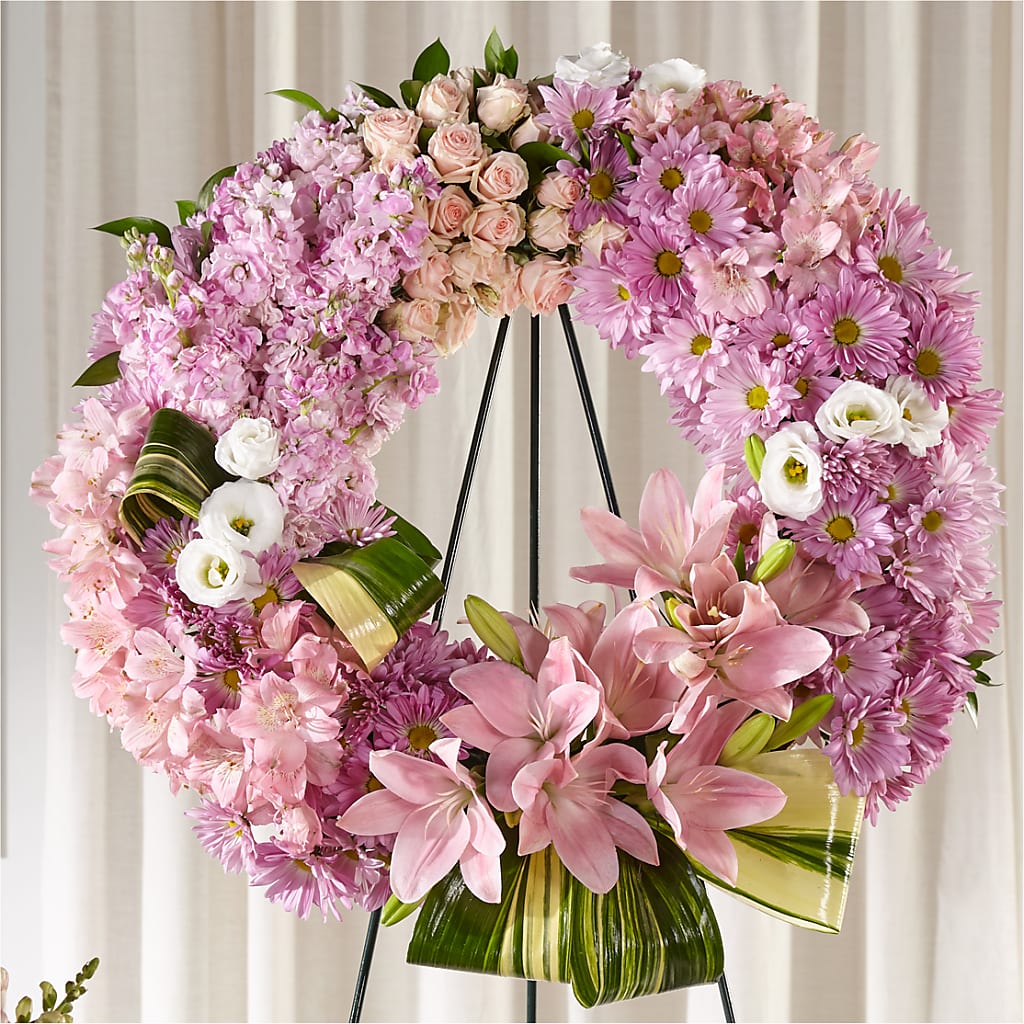 Gift of Warmth Wreath – Kiss Floral Llc, Conshohocken PA
