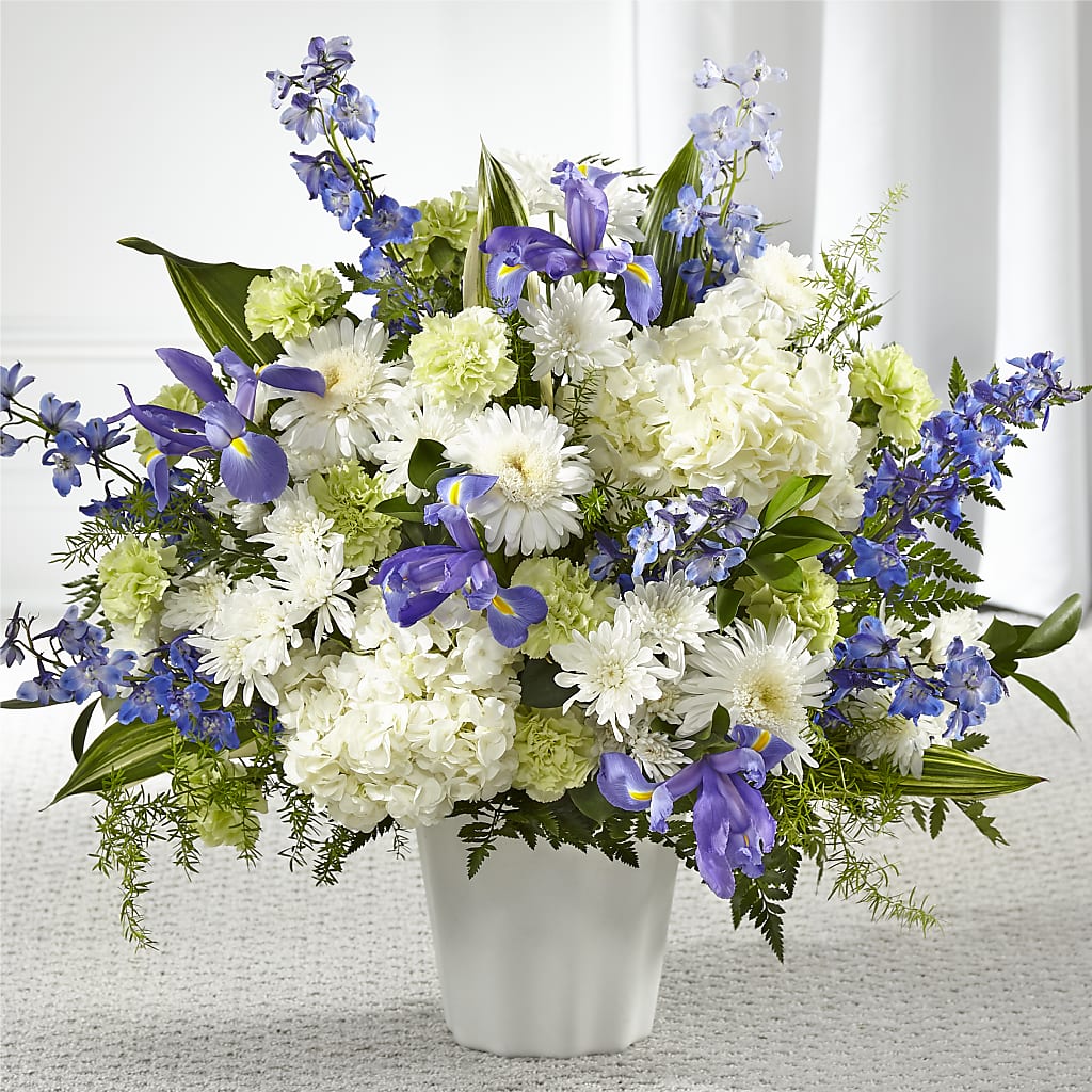 Soft Serenity Floor Basket – Kiss Floral Llc, Conshohocken PA