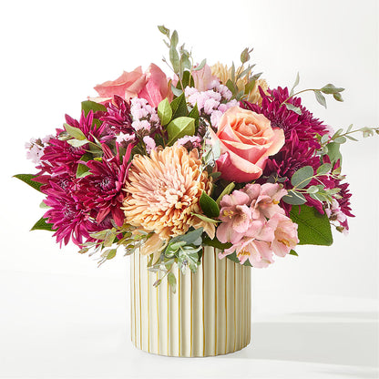 Berry Cobbler Bouquet with Ivory Vase –  Kiss Floral Llc, Conshohocken PA