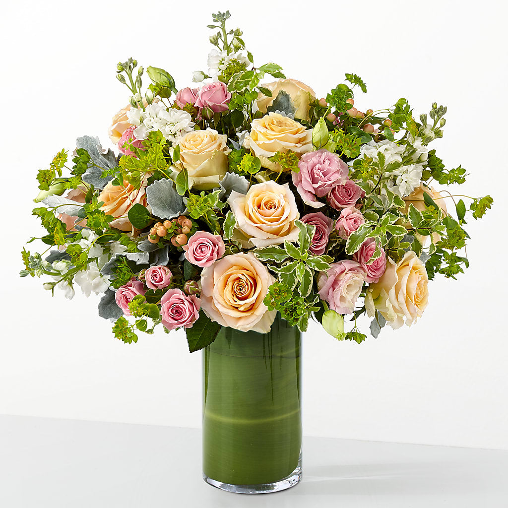The Glamour Shot –  Kiss Floral Llc, Conshohocken PA